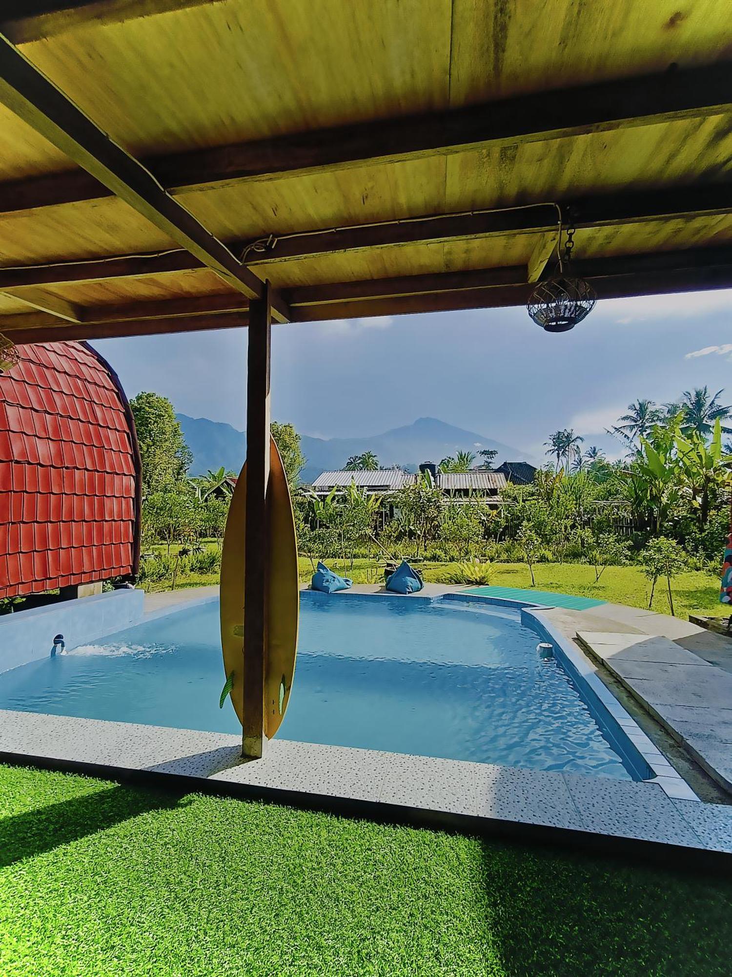 Raturinjani Homestay Selong Exterior foto