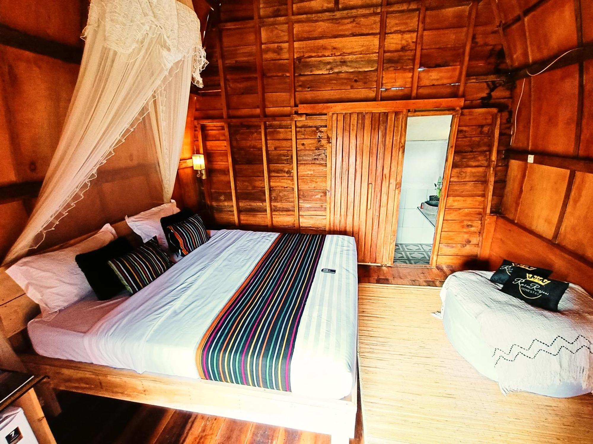 Raturinjani Homestay Selong Exterior foto