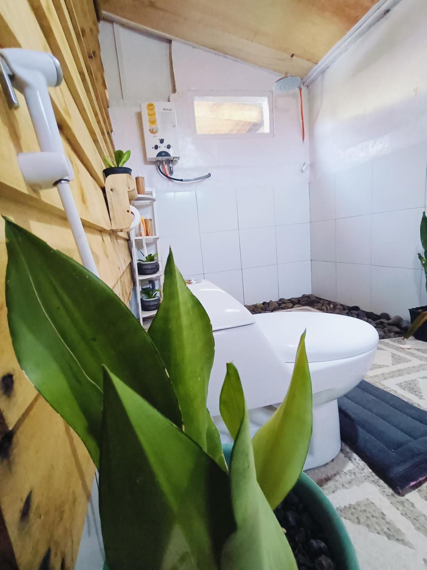 Raturinjani Homestay Selong Exterior foto