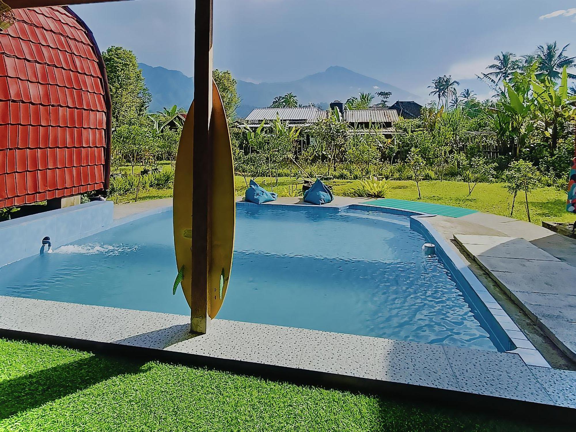 Raturinjani Homestay Selong Exterior foto